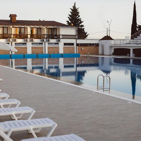 Dem Hotel Sukhumi Esterno foto