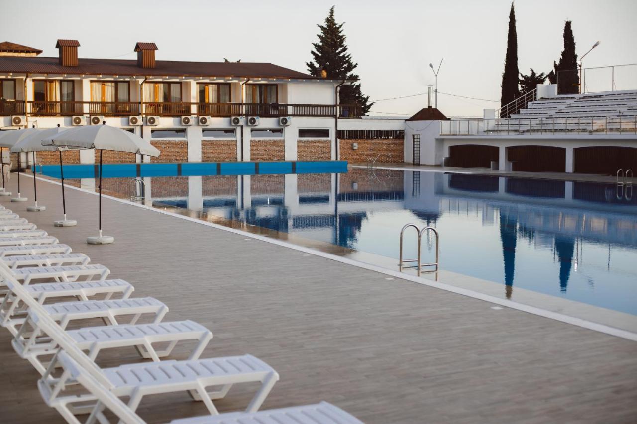 Dem Hotel Sukhumi Esterno foto