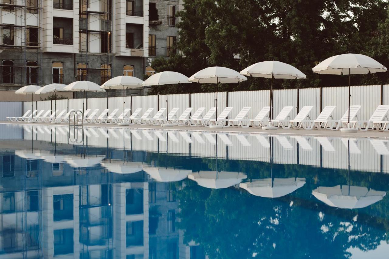 Dem Hotel Sukhumi Esterno foto