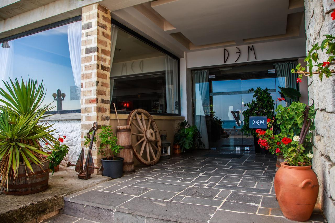 Dem Hotel Sukhumi Esterno foto